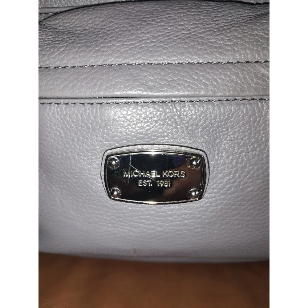 New with tags Women's Rare Michael Kors Leather Gray Backpack Limited Edition